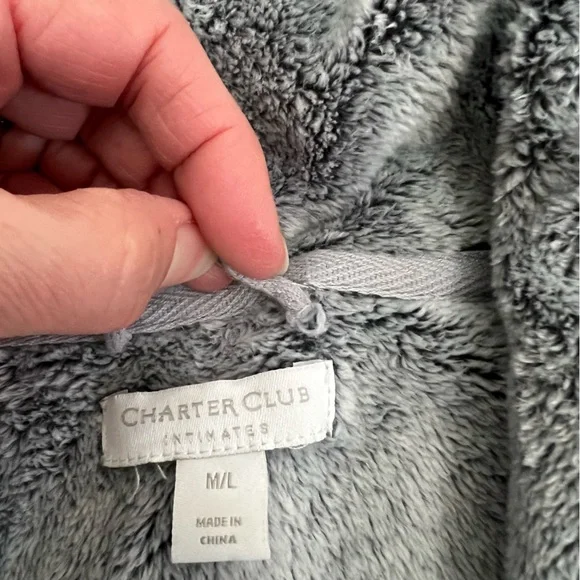 Soft Gray Women’s Long Bathrobe Medium / Large Fuzzy Plush - Picture 14 of 14